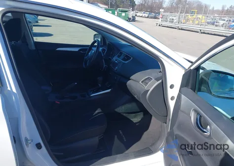 2018 Nissan Sentra S из США, поврежденный, VIN 3N1AB7AP1JY322885